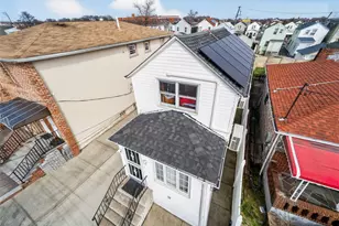 128-17 147th St, Jamaica, NY 11436 - Photo 25