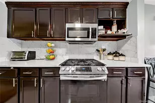 128-17 147th St, Jamaica, NY 11436 - Photo 11