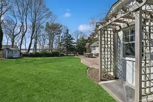 250 Oak Rd, New Suffolk, NY 11956 - Photo 17