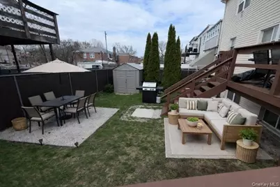 1307 Balcom Avenue, Bronx, NY 10461 - Photo 25