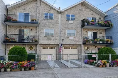 1307 Balcom Avenue, Bronx, NY 10461 - Photo 1