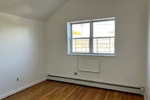 1307 Balcom Ave, Bronx, NY 10461 - Photo 15