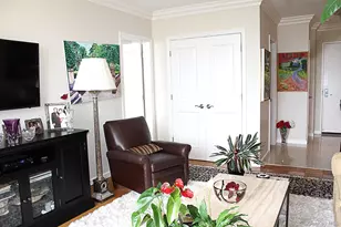 270-10 Grand Central Pkwy, Floral Park, NY 11005 - Photo 5