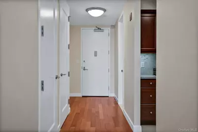 10 City Place #28F, White Plains, NY 10601 - Photo 3