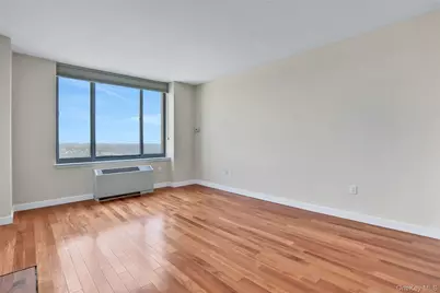 10 City Place #28F, White Plains, NY 10601 - Photo 17