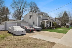 1774 Franklin Ave, East Meadow, NY 11554 - Photo 17