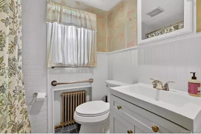 173 Hunter Avenue, Yonkers, NY 10704 - Photo 11