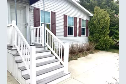 1661 Old Country Road #348, Riverhead, NY 11901 - Photo 3
