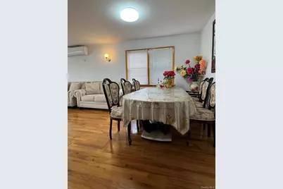 85-60 261st Street, Floral Park, NY 11001 - Photo 5