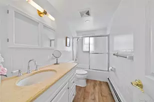 653 Meadow Rd, Smithtown, NY 11787 - Photo 23