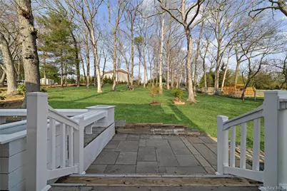 653 Meadow Road, Smithtown, NY 11787 - Photo 35