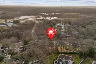 653 Meadow Rd, Smithtown, NY 11787 - Photo 7