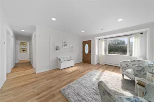 653 Meadow Rd, Smithtown, NY 11787 - Photo 9