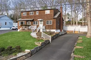 653 Meadow Rd, Smithtown, NY 11787 - Photo 3