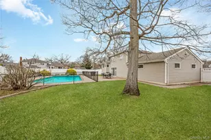 130 West Dr, Massapequa, NY 11758 - Photo 25