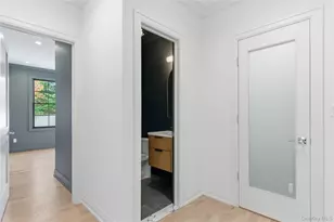 16 Otsego Pl, Jericho, NY 11753 - Photo 7