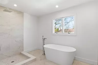 16 Otsego Place, Jericho, NY 11753 - Photo 35