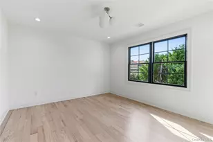 16 Otsego Pl, Jericho, NY 11753 - Photo 9