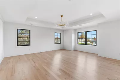 16 Otsego Place, Jericho, NY 11753 - Photo 13