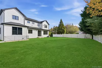 16 Otsego Place, Jericho, NY 11753 - Photo 19