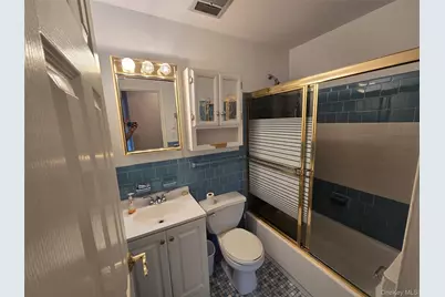 10 Oakwood Terrace #26, New Windsor, NY 12553 - Photo 13