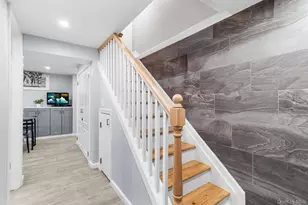 164 Colonial Springs Rd, Wheatley Heights, NY 11798 - Photo 31