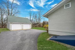 1450 Wickham Ave, Mattituck, NY 11952 - Photo 5