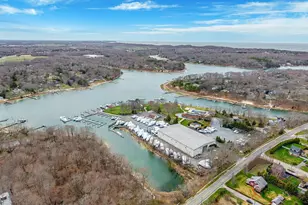 1450 Wickham Ave, Mattituck, NY 11952 - Photo 13