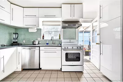 7 Winthrop Lane, Scarsdale, NY 10583 - Photo 15