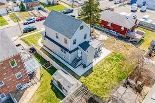 19 6th St, New Hyde Park, NY 11040 - Photo 27