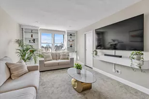 530 Dubois Ave, Valley Stream, NY 11581 - Photo 3