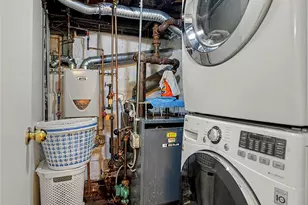 93-25 71st Dr, Forest Hills, NY 11375 - Photo 17