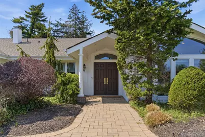 21 Kristi Drive, Muttontown, NY 11753 - Photo 3