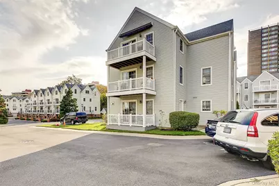 168-03 Powells Cove Boulevard #13, Whitestone, NY 11357 - Photo 3