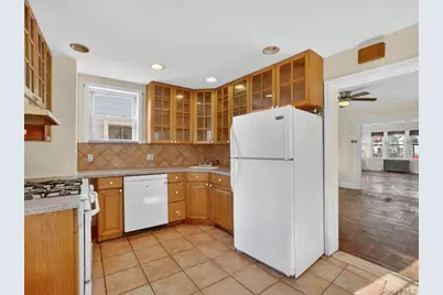 2894 Wellman Avenue, Bronx, NY 10461 - Photo 13