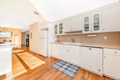 15 Chadwick Road, Syosset, NY 11791 - Photo 11