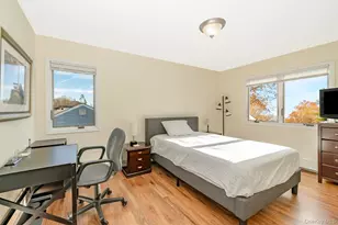 15 Chadwick Rd, Syosset, NY 11791 - Photo 15