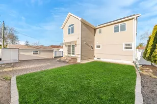 15 Chadwick Rd, Syosset, NY 11791 - Photo 37