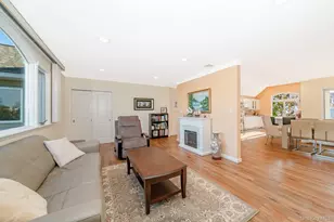 15 Chadwick Rd, Syosset, NY 11791 - Photo 7