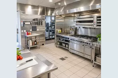 3200 Schley Avenue, Bronx, NY 10465 - Photo 7