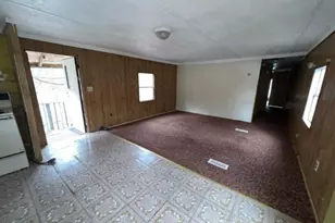 79-87 N Old Greenfield Rd, Ellenville, NY 12428 - Photo 9