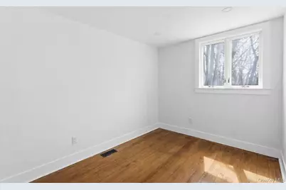 80 Swezey Street, Patchogue, NY 11772 - Photo 19