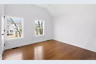 80 Swezey Street, Patchogue, NY 11772 - Photo 17