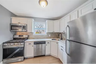 118 Fairharbor Drive #118, Patchogue, NY 11772 - Photo 9