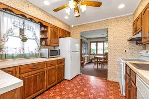 226 Lee Ave, Hicksville, NY 11801 - Photo 5