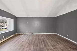 85 Norfleet Ln, Coram, NY 11727 - Photo 7