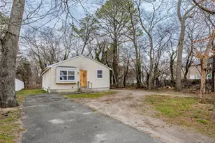 85 Norfleet Ln, Coram, NY 11727 - Photo 5