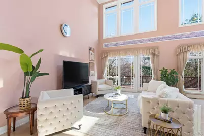 50 Holiday Pond Road, Jericho, NY 11753 - Photo 11