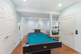 50 Holiday Pond Rd, Jericho, NY 11753 - Photo 31