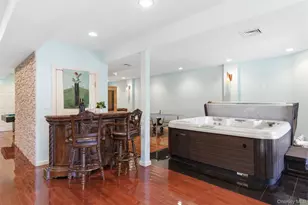 50 Holiday Pond Rd, Jericho, NY 11753 - Photo 35